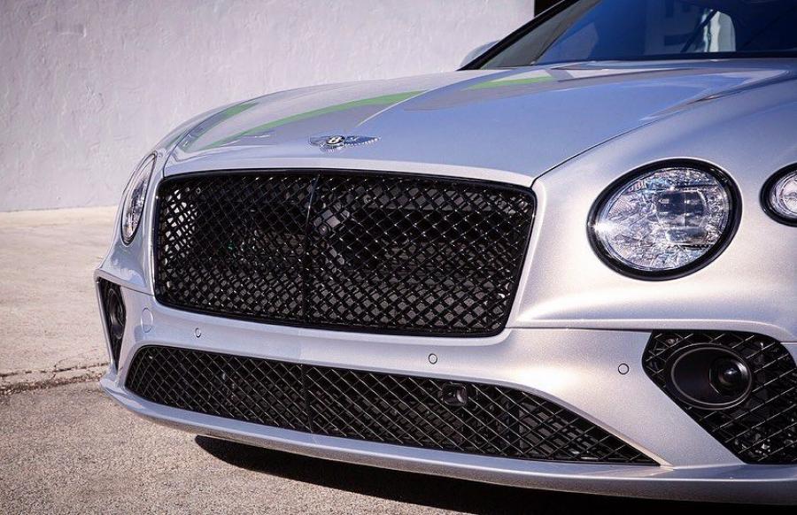 Детали экстерьера Bentley Continental GT Convertible by MetroWrapz 2019 года  (фото 2 из 4)
